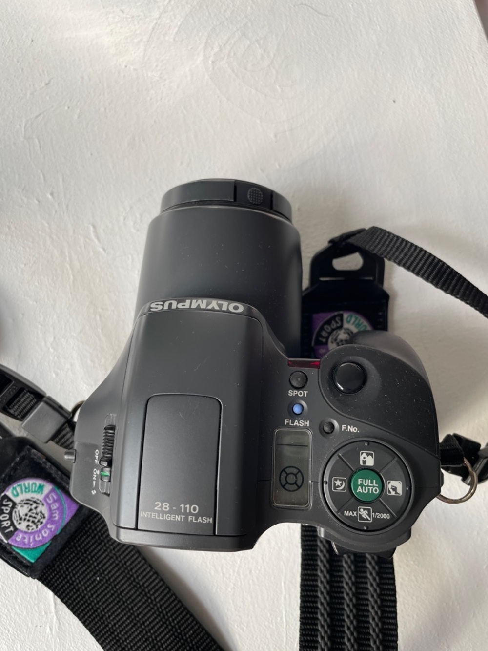 Olympus film camera model 28-110 intelligent flash